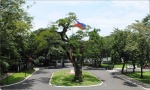 Malacañang Palace Gate Area.jpg