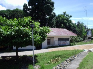Manicahan police stn 061707.jpg