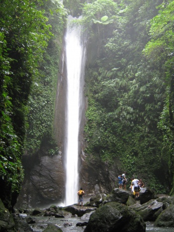 Casaroro Falls.jpg
