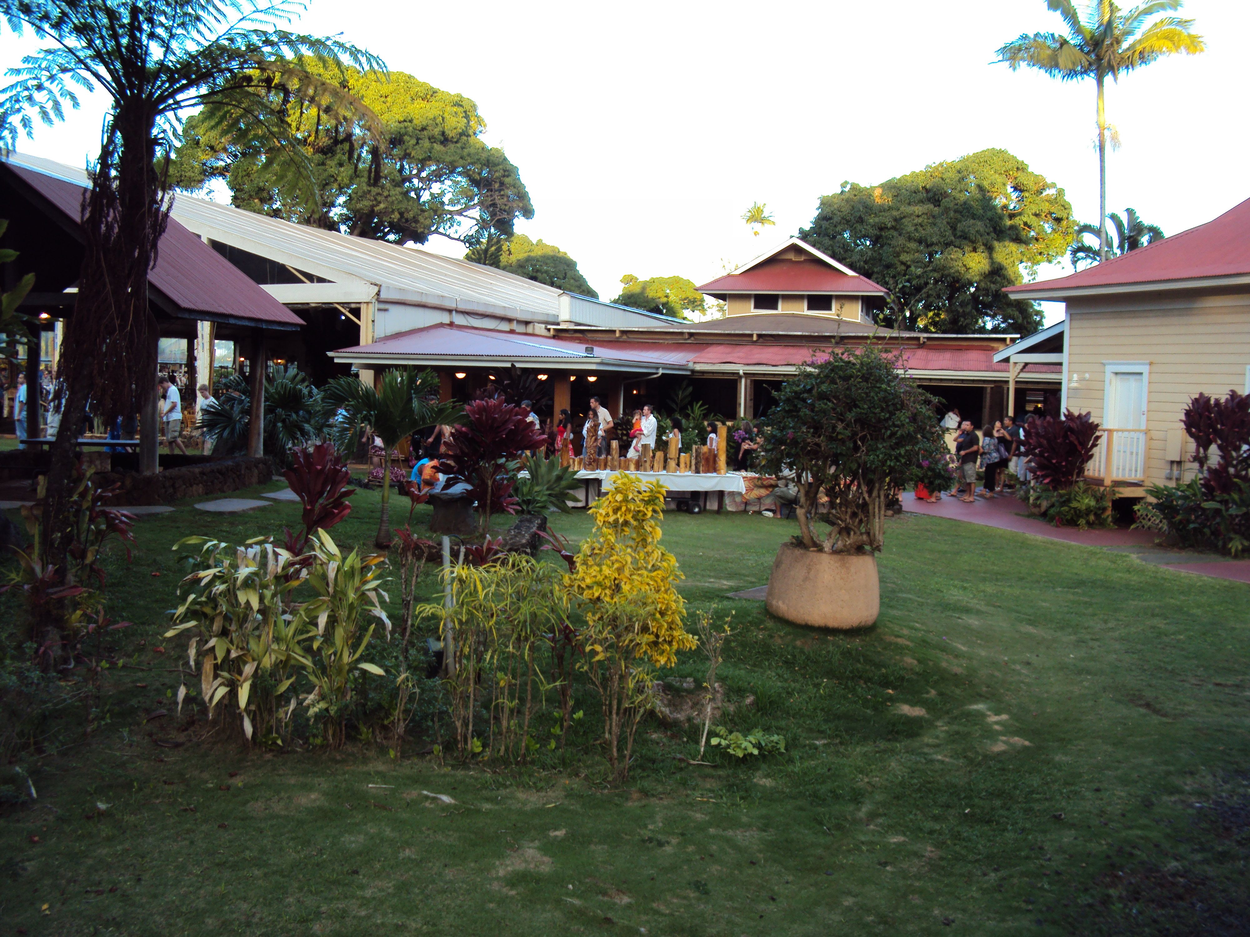 FileThe Garden Island76 Kauai, Hawaii, USA.JPG Philippines