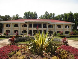 Pangantucan Bukidnon Municipal Hall.jpg