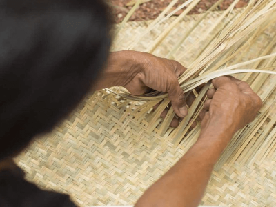 Petate - mat (hand woven palm leaves).png