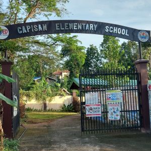 Capisan elementary school.jpg
